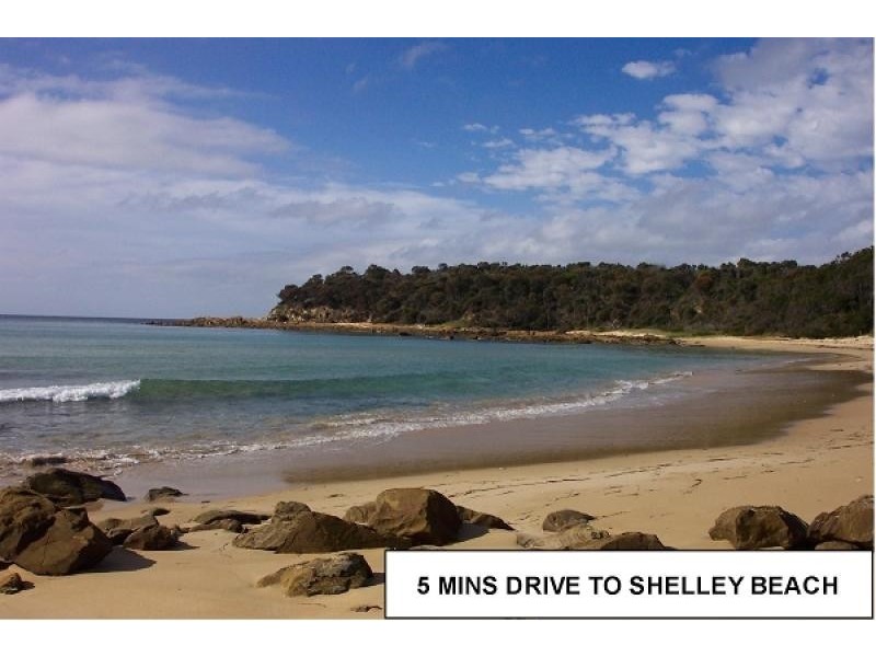25 HAZEL ROAD, Moruya Heads NSW 2537