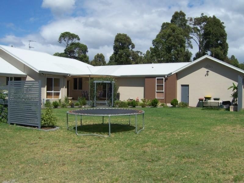 5 Riverlink Drive, Mossy Point NSW 2537