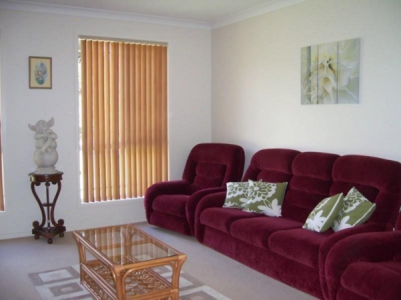 5 Riverlink Drive, Mossy Point NSW 2537
