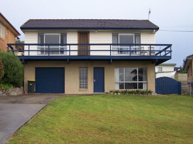 13 Binda Street, Malua Bay NSW 2536