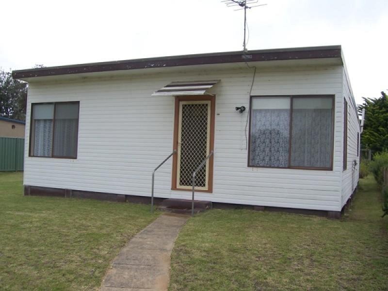 100 SMITH STREET, Broulee NSW 2537