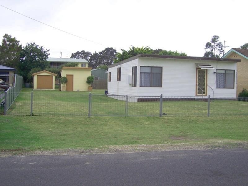 100 SMITH STREET, Broulee NSW 2537