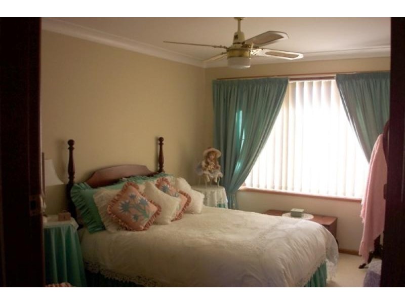 3326 Princes Highway, Moruya NSW 2537