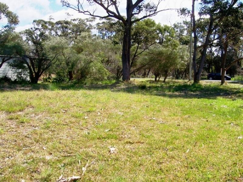 72 Grant Street, Broulee NSW 2537