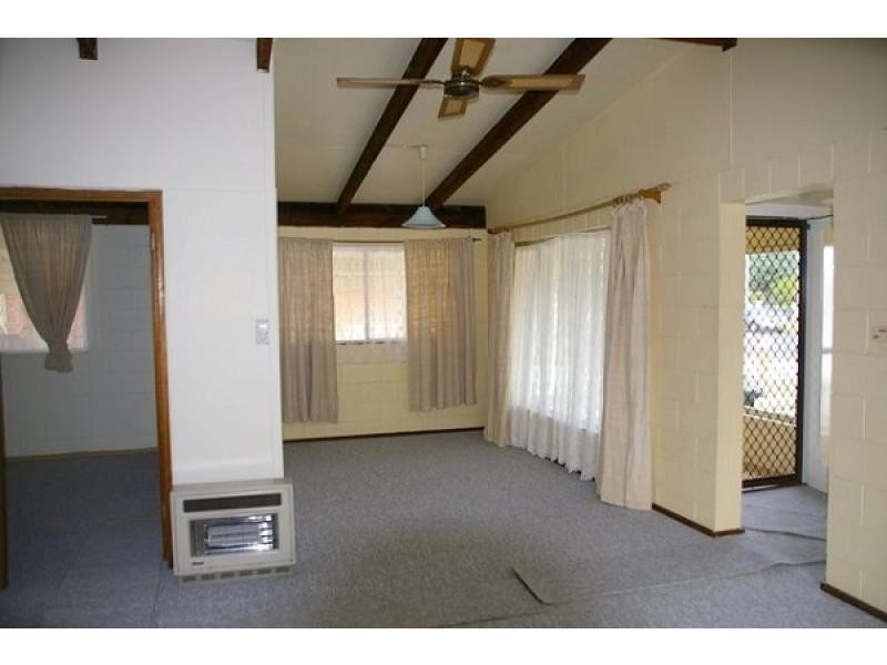 40 Ainslie Parade, Tomakin NSW 2537