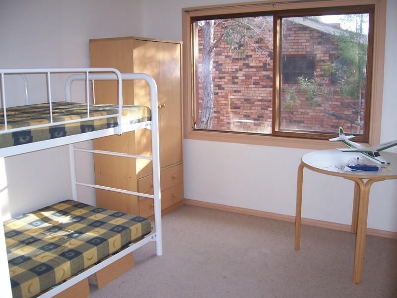 31 Clarke Street, Broulee NSW 2537