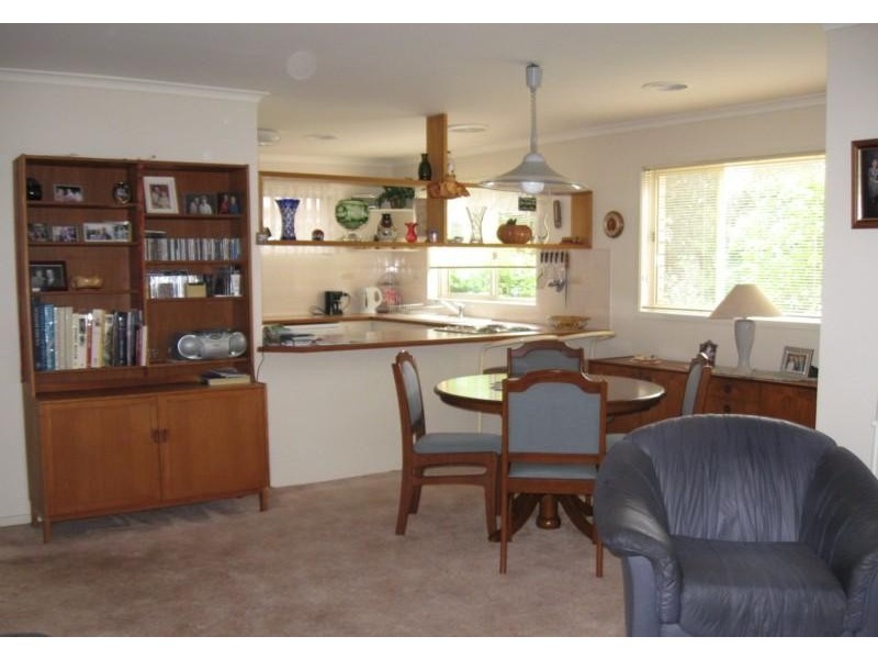 1 Cambridge Crescent, Broulee NSW 2537