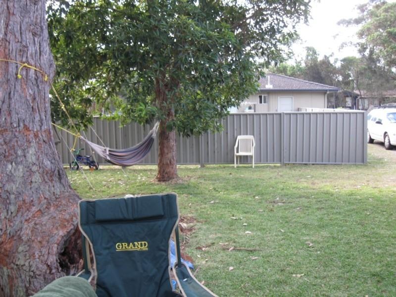 4 Clarke Street, Broulee NSW 2537