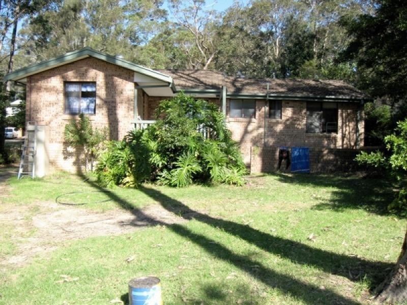 16 Pacific, Mossy Point NSW 2537