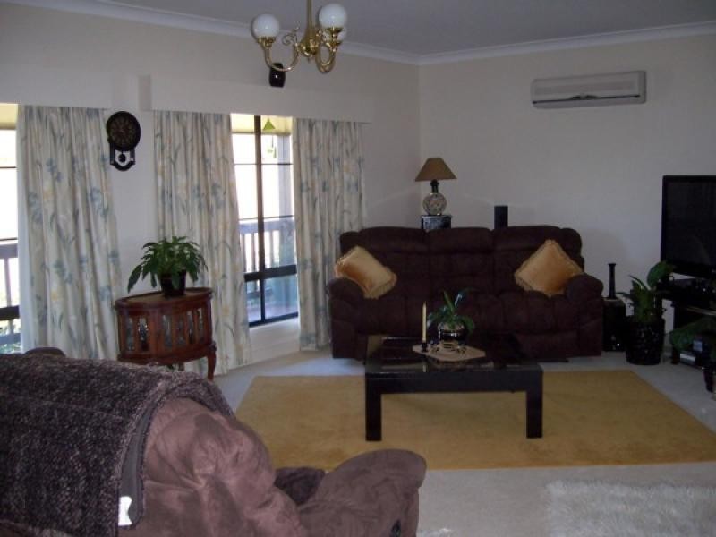 98 Mountain View Road, Moruya NSW 2537