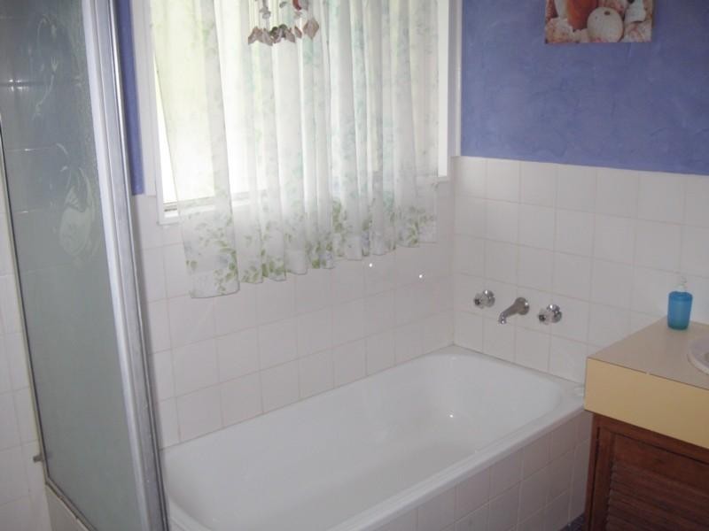 4 Kingston Place, Tomakin NSW 2537