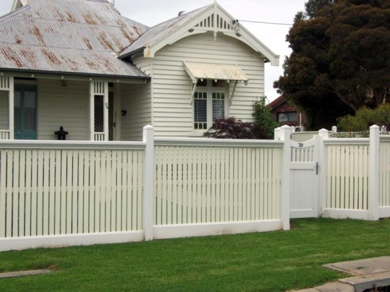 30 MORUYA STREET, Moruya NSW 2537