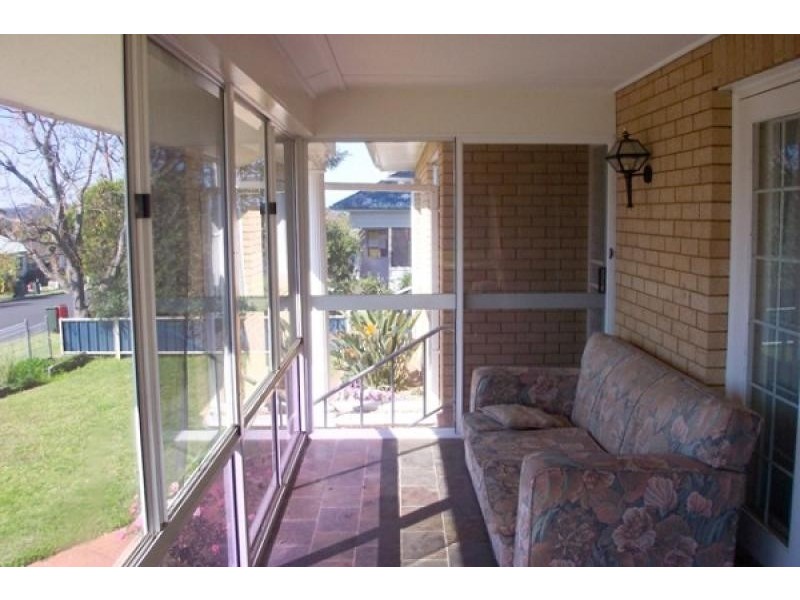 3 QUEEN STREET, Moruya NSW 2537