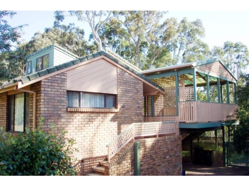 14 HEADLAND  GROVE, Moruya Heads NSW 2537