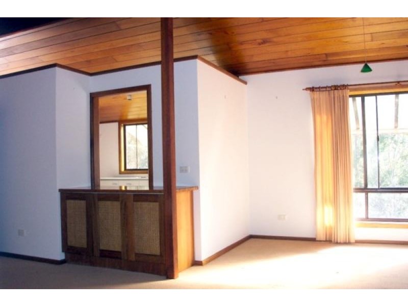 14 HEADLAND  GROVE, Moruya Heads NSW 2537