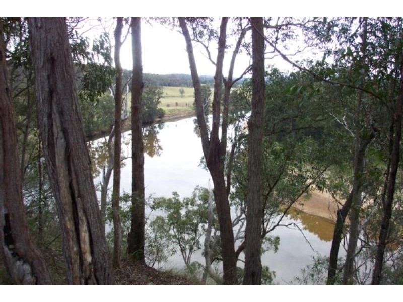 62 Yarragee Road, Moruya NSW 2537