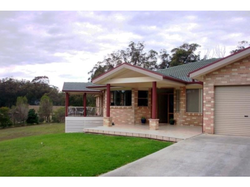 62 Yarragee Road, Moruya NSW 2537