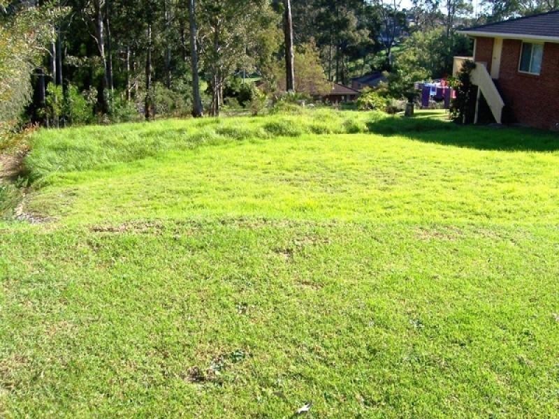 9 Woods Place, North Narooma NSW 2546