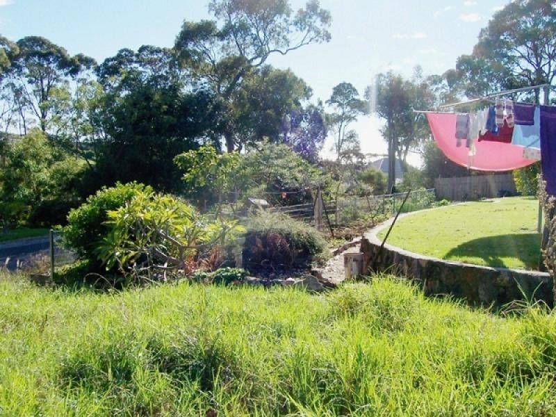 9 Woods Place, North Narooma NSW 2546