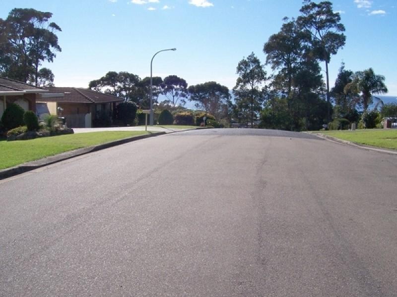 9 Woods Place, North Narooma NSW 2546