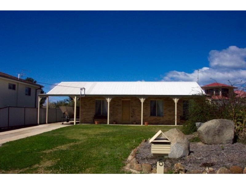5 Wave Street, Tuross Head NSW 2537