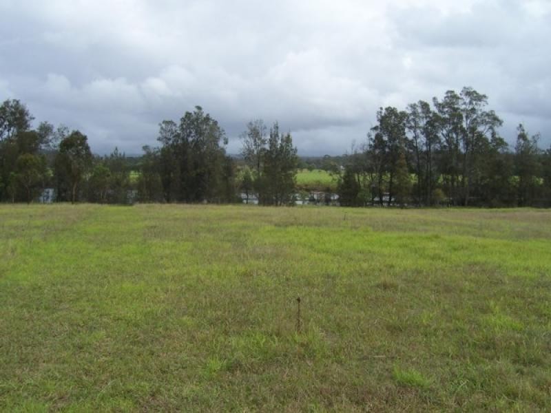 11 Maclean Place, Moruya NSW 2537