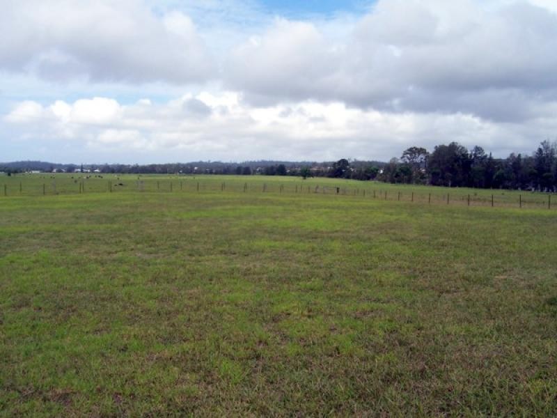 11 Maclean Place, Moruya NSW 2537