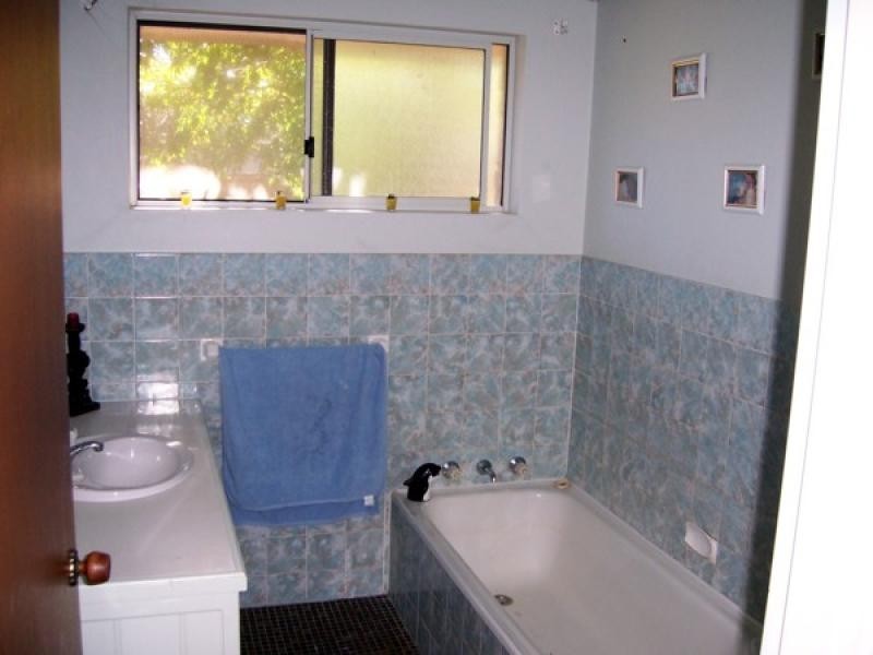 28 Costin Street, Moruya NSW 2537