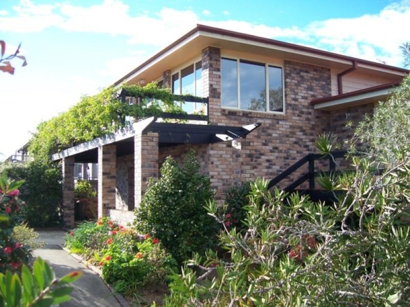 43 Dell Parade, Moruya Heads NSW 2537