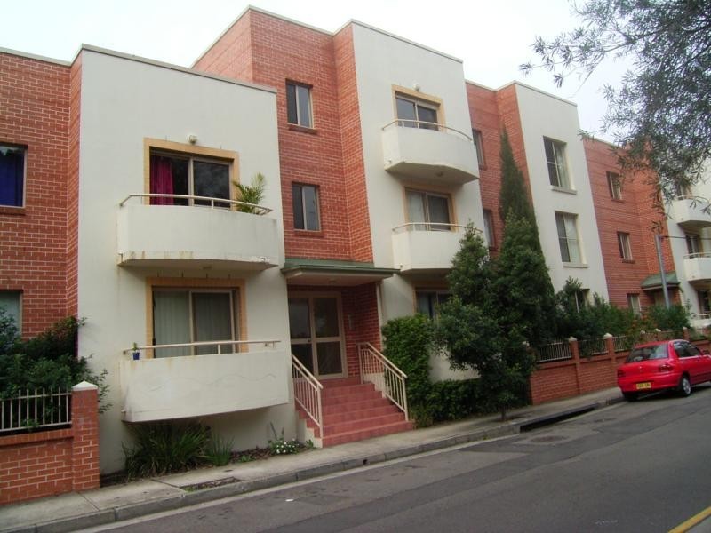 1/36-66 Flora Street, Erskineville NSW 2043
