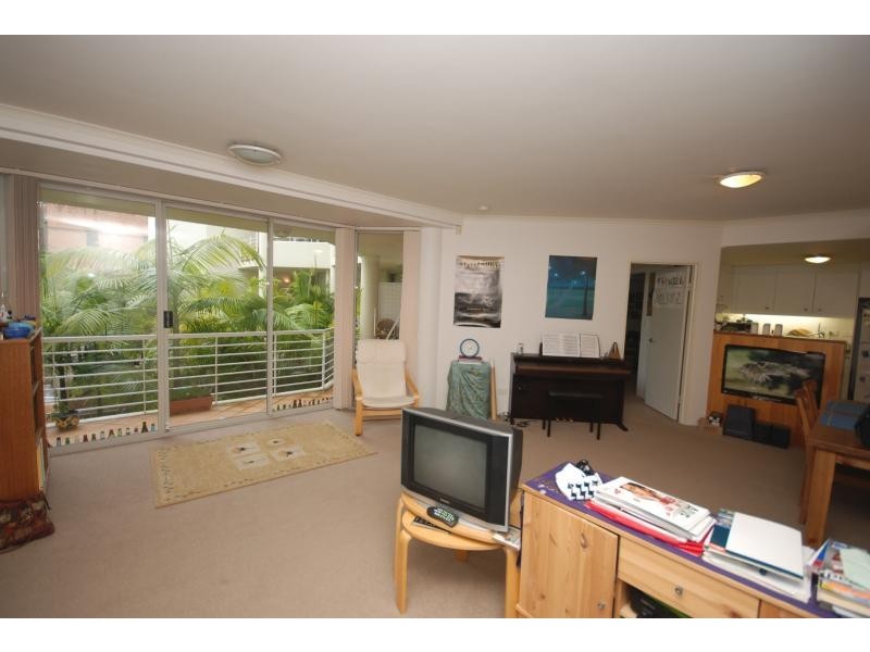 100 CLEVELAND ST, Chippendale NSW 2008