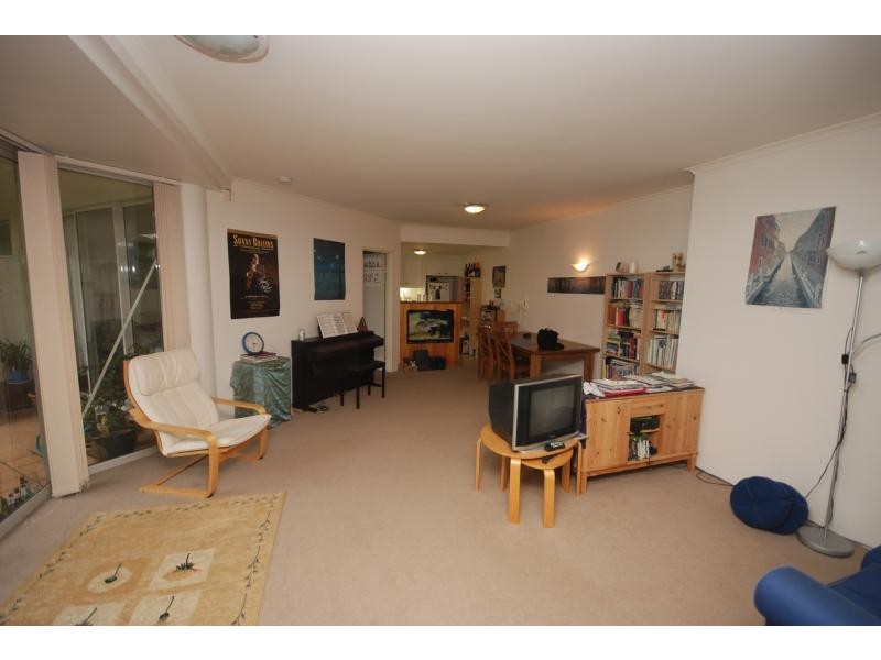 100 CLEVELAND ST, Chippendale NSW 2008