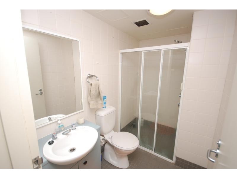 100 CLEVELAND ST, Chippendale NSW 2008