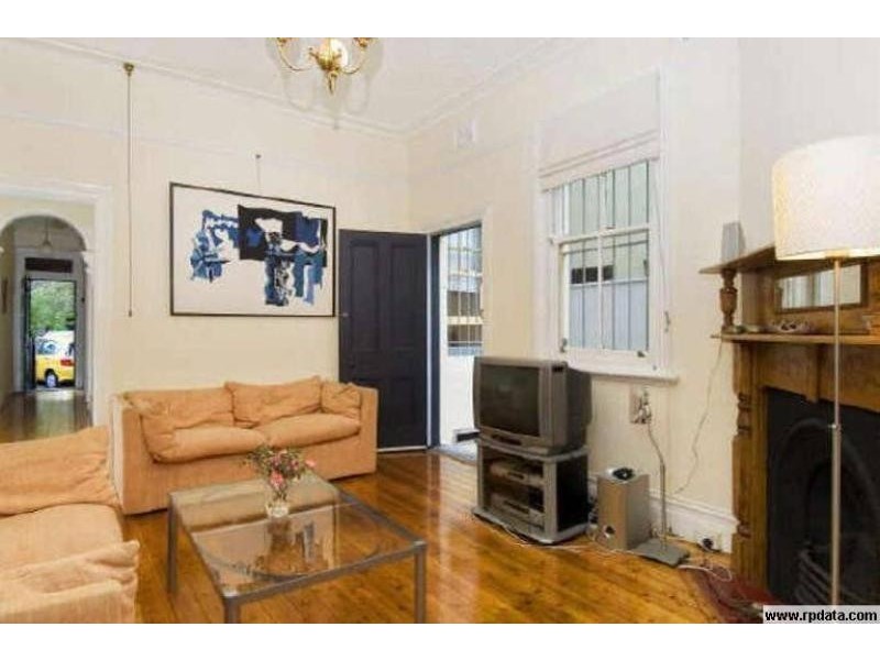 19 Philpott St, Enmore NSW 2042