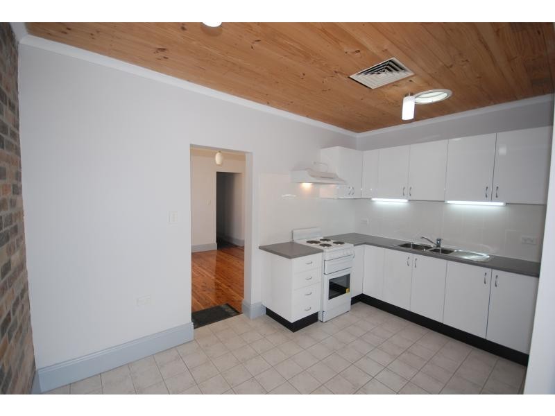 19 Philpott St, Enmore NSW 2042