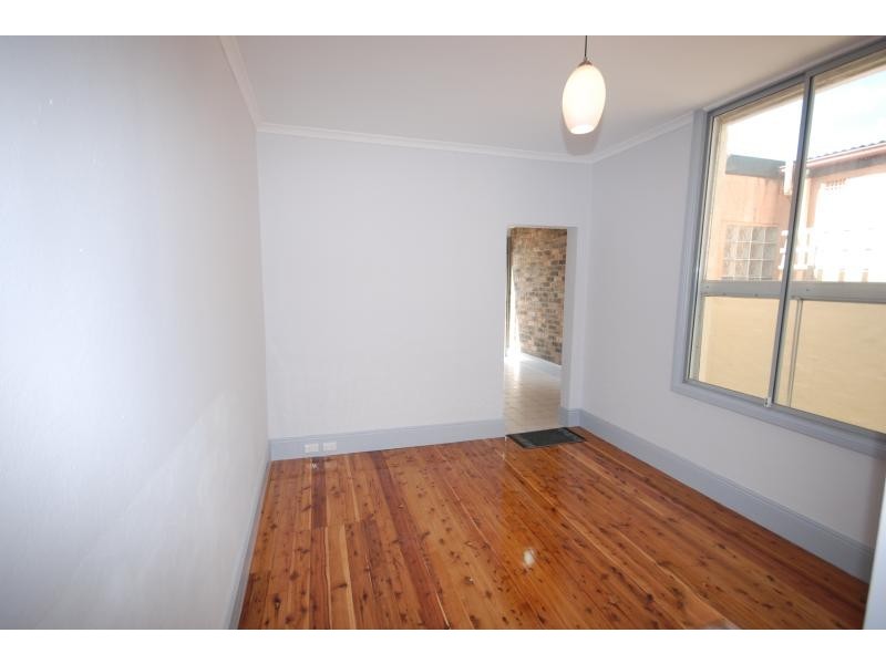 19 Philpott St, Enmore NSW 2042