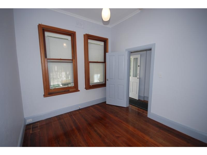 19 Philpott St, Enmore NSW 2042