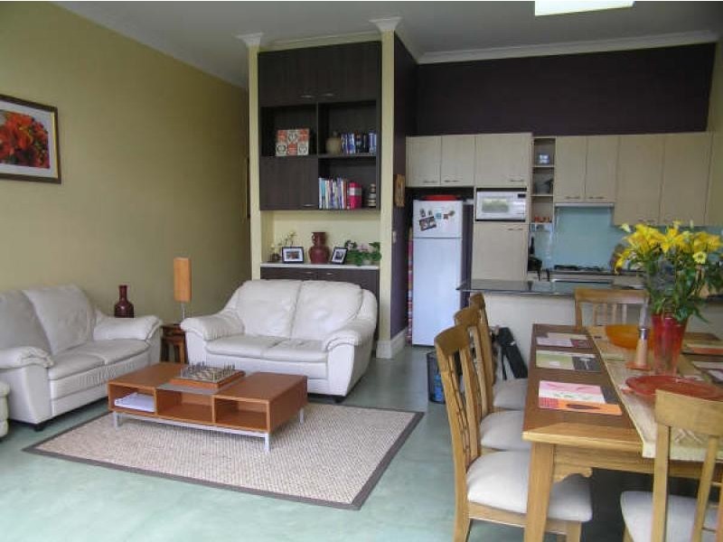 32 KENT STREET, Newtown NSW 2042