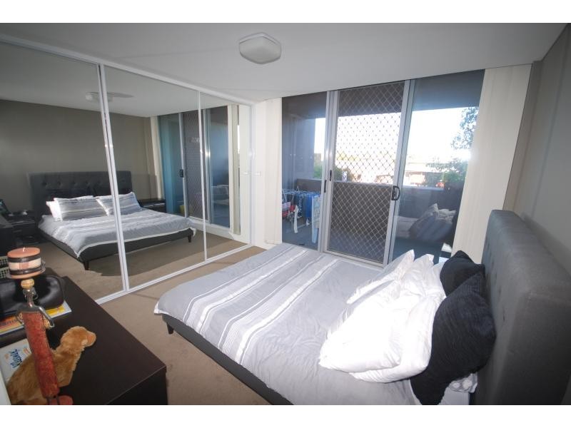 5 Lusty St, Wolli Creek NSW 2205