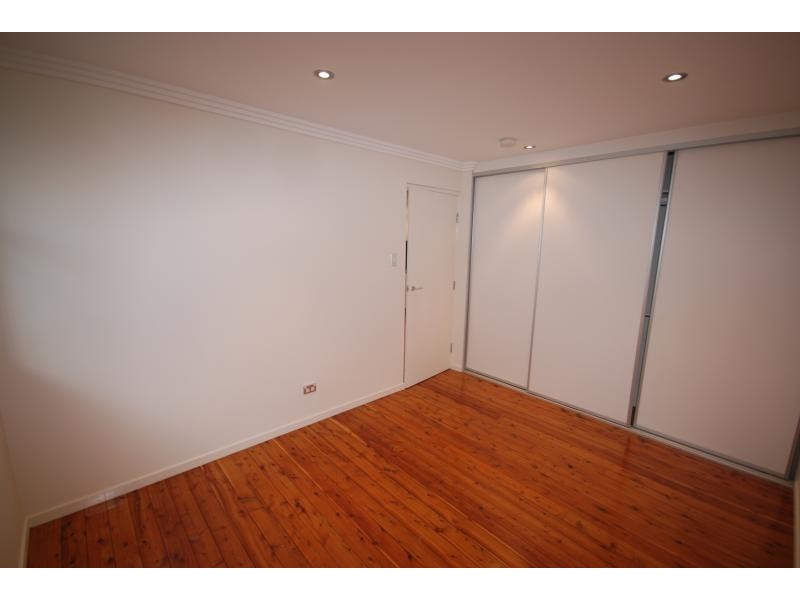 9-17 Newton St, Erskineville NSW 2043