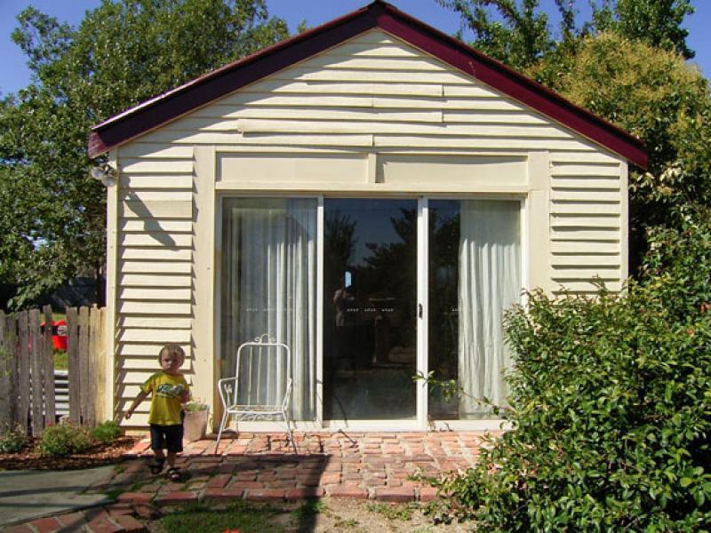 44 BARDWELL STREET, Holbrook NSW 2644