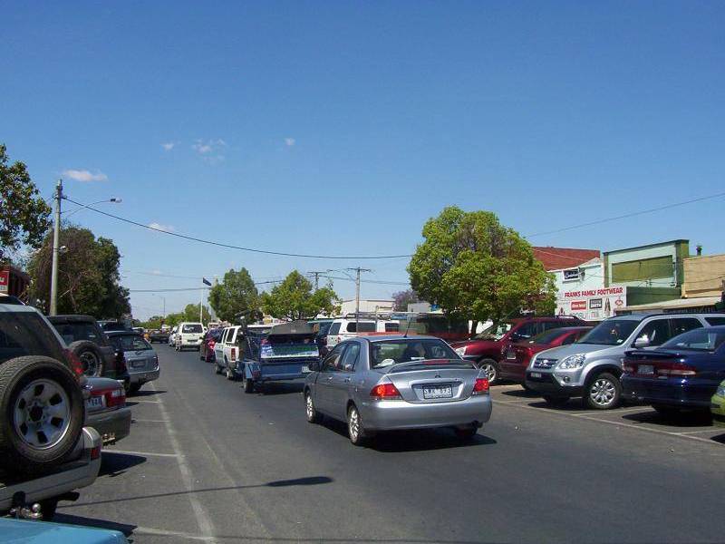 33 BELMORE STREET, Yarrawonga VIC 3730