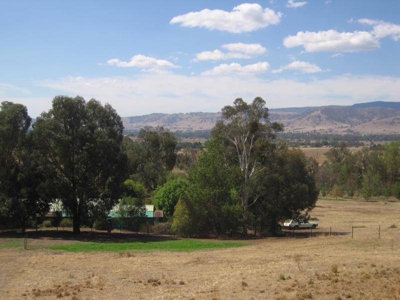 141 Besley Lane, Kergunyah VIC 3691