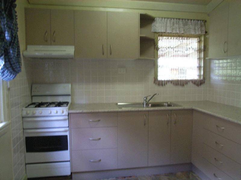 66 WALLACE, Holbrook NSW 2644