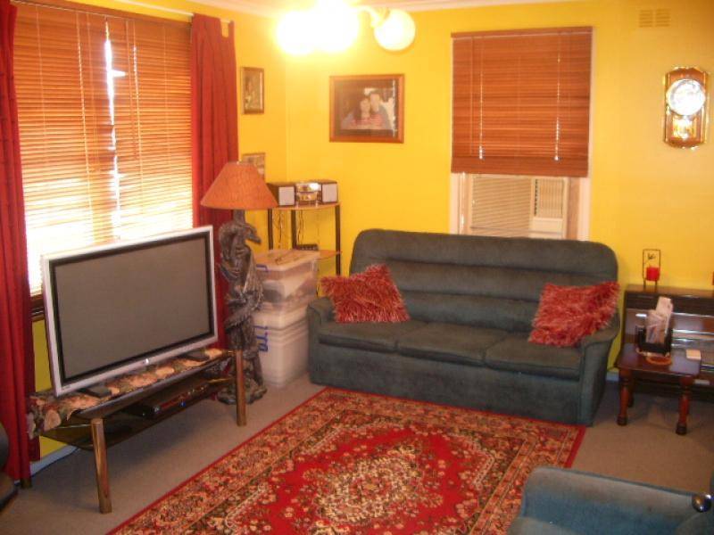 571 LOGAN ROAD, Albury NSW 2640
