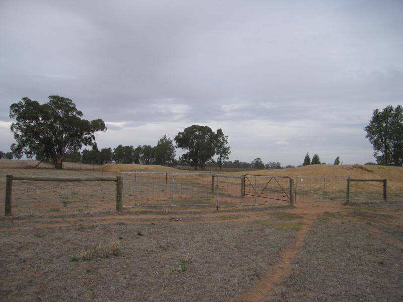 . HOWLONG BALLDALE ROAD, Albury NSW 2640