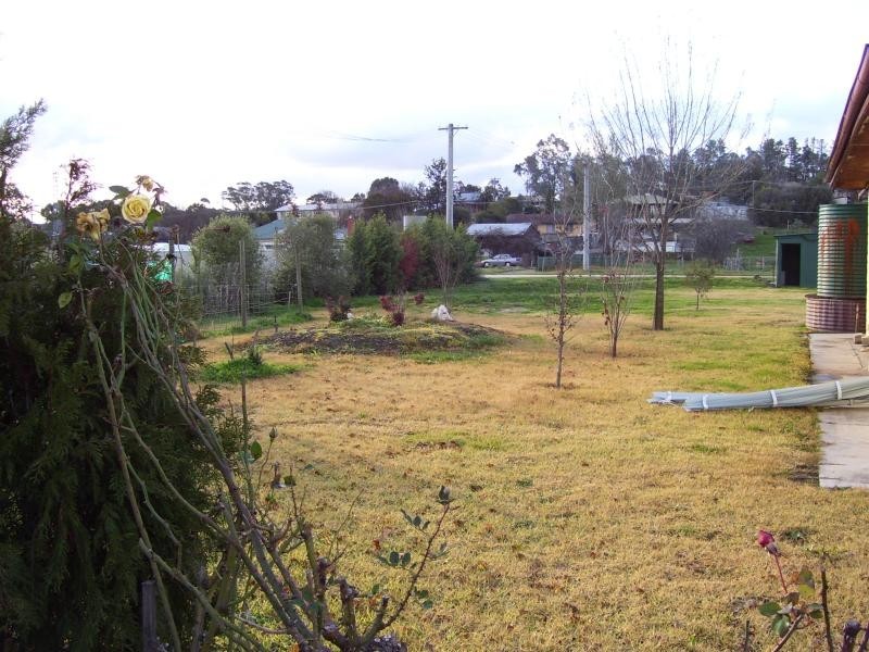 83 CONNESS STREET, Chiltern VIC 3683