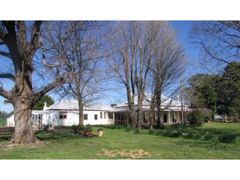 . RIVERINA HIGHWAY, Albury NSW 2640