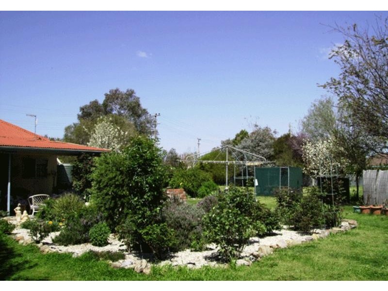 5 NOLAN STREET, Holbrook NSW 2644