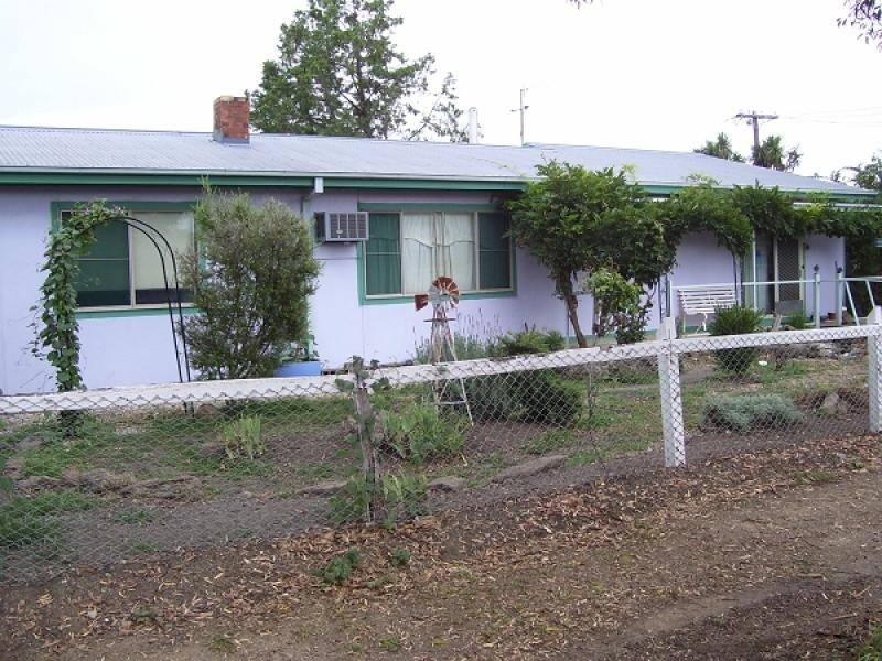 9 QUEEN STREET, Chiltern VIC 3683